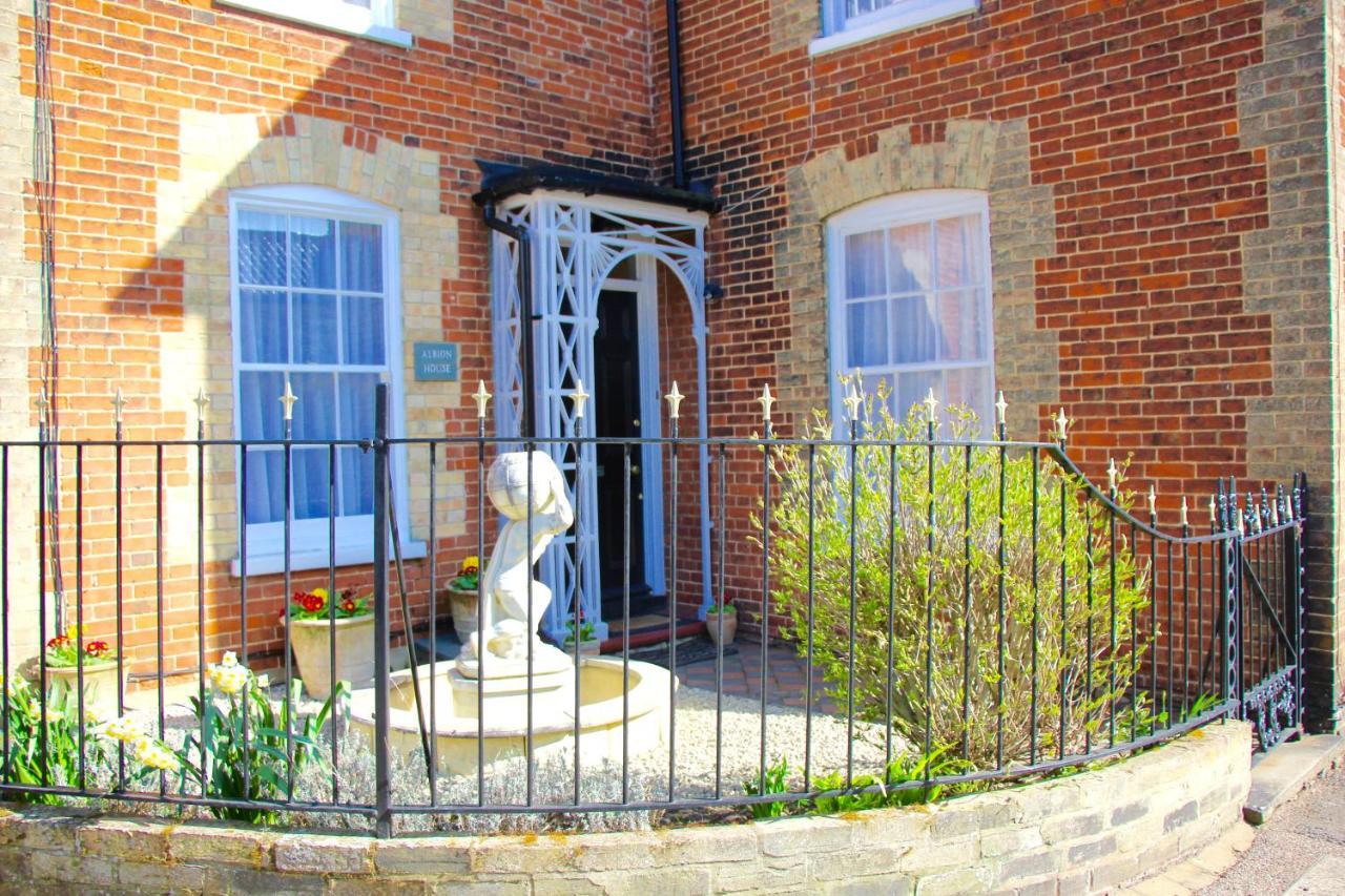 Villa Seaside Luxury House On The Suffolk Coast Saxmundham Exterior foto